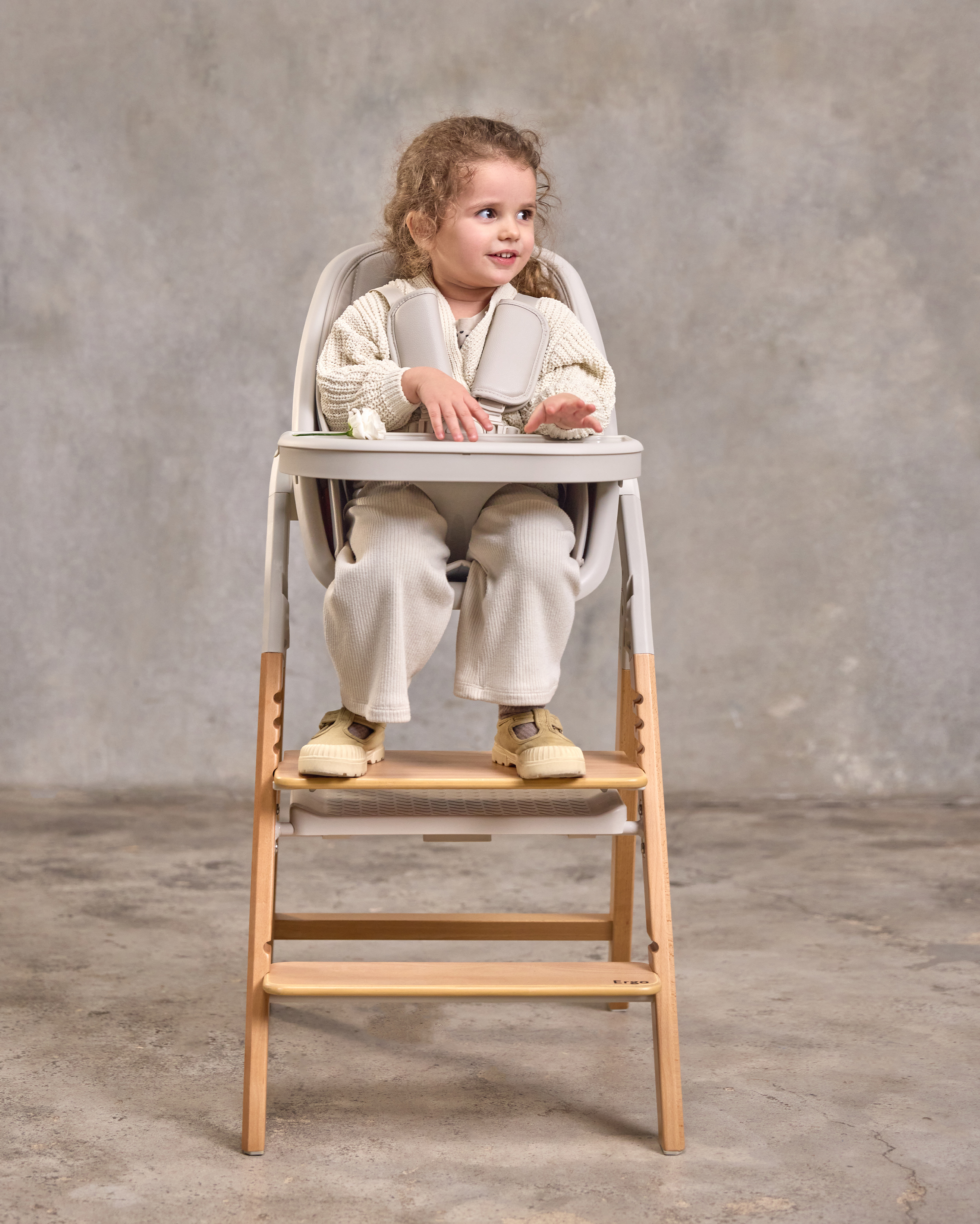 Chaise longue, trona, silla auxiliar y torre de enseñanza Ergo
